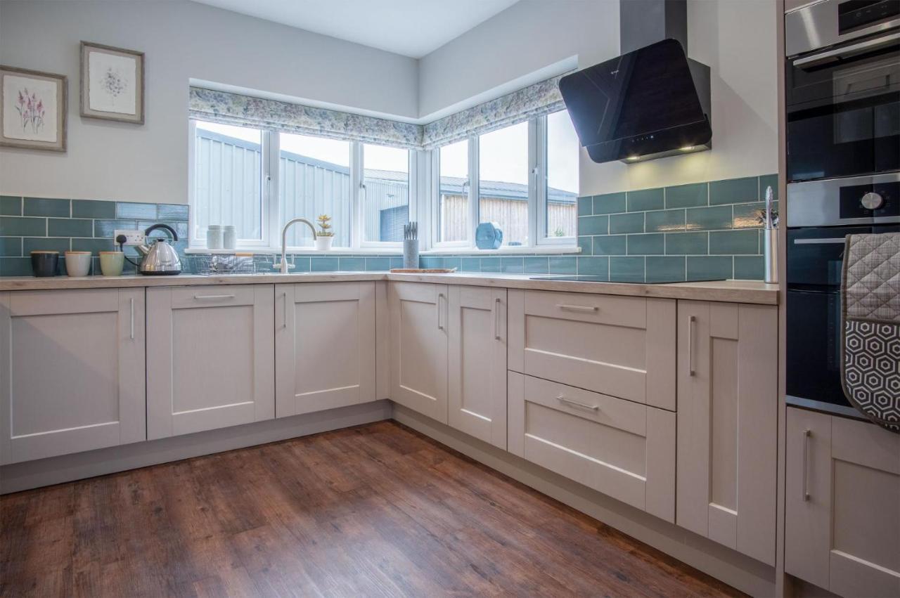 Kiln Park Farmhouse - 4 Bedroom Cottage - Narberth Exterior foto