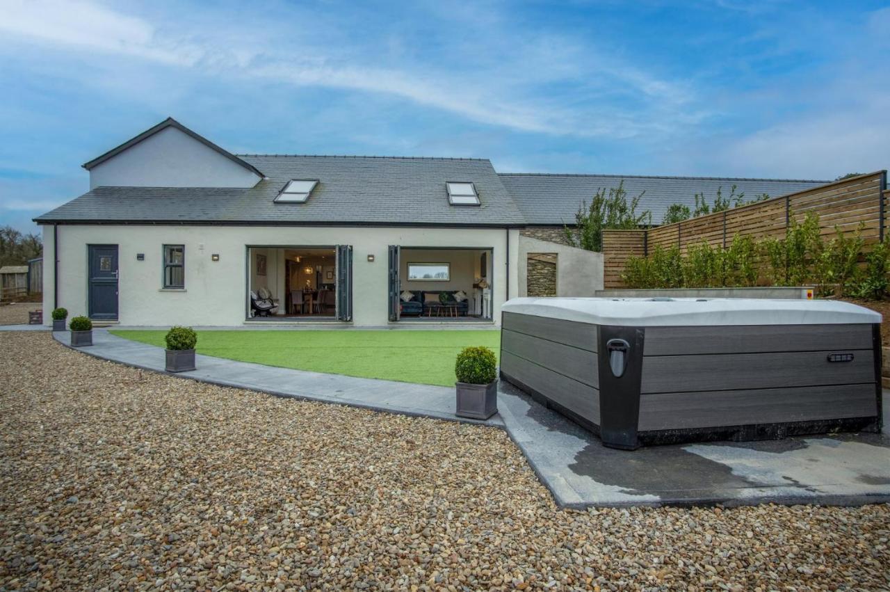 Kiln Park Farmhouse - 4 Bedroom Cottage - Narberth Exterior foto