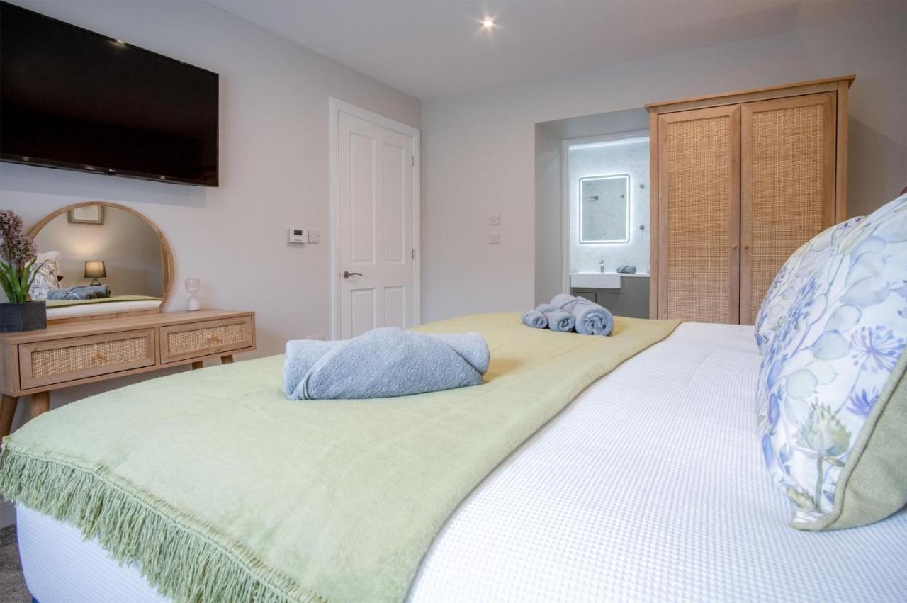 Kiln Park Farmhouse - 4 Bedroom Cottage - Narberth Exterior foto